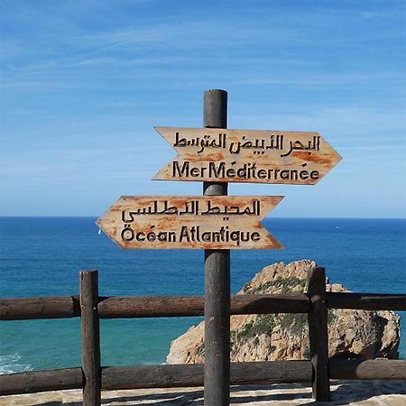 Rare Appartement De Vacances Tangier Bagian luar foto